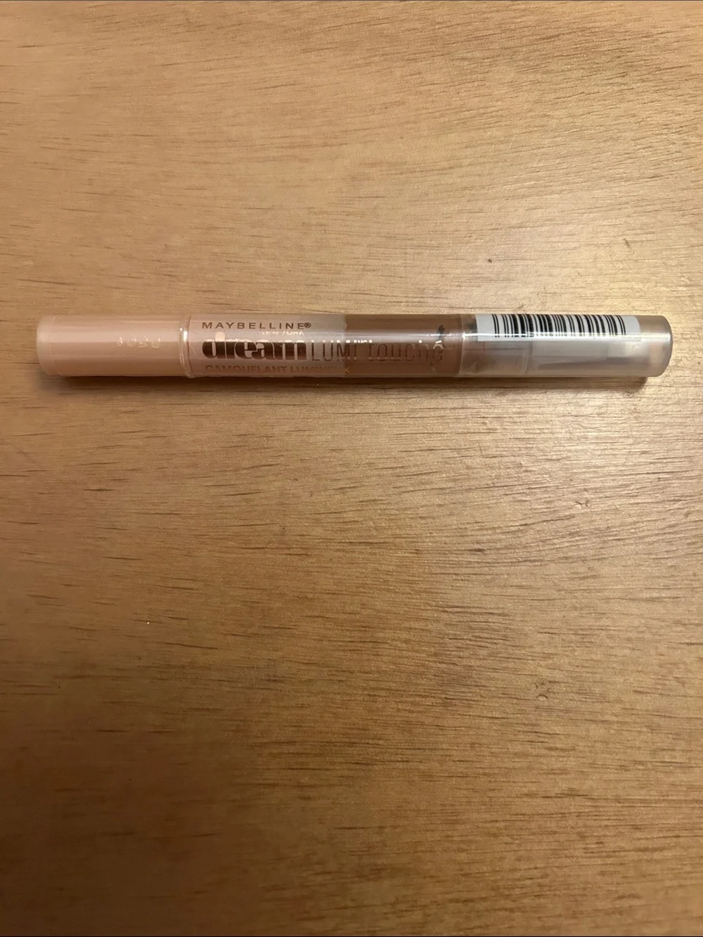 Free w/bundle or purchase new Maybelline Dream lumi touch highlighting concealer